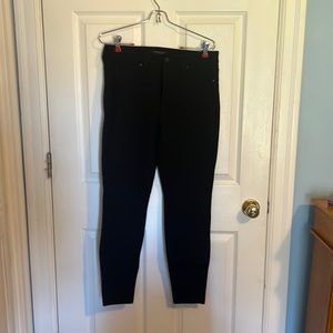 Black stretch jegging